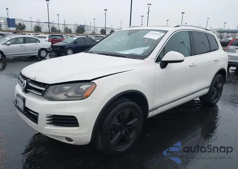 2011 Volkswagen Touareg Tdi Lux z USA, uszkodzony, nr VIN WVGFK9BP1BD001992